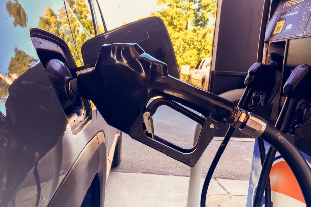 Poznate nove cene goriva: Dizel poskupeo, benzin jeftiniji
