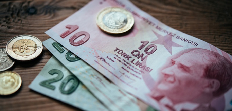 Lira oslabila čak 20% za tri meseca